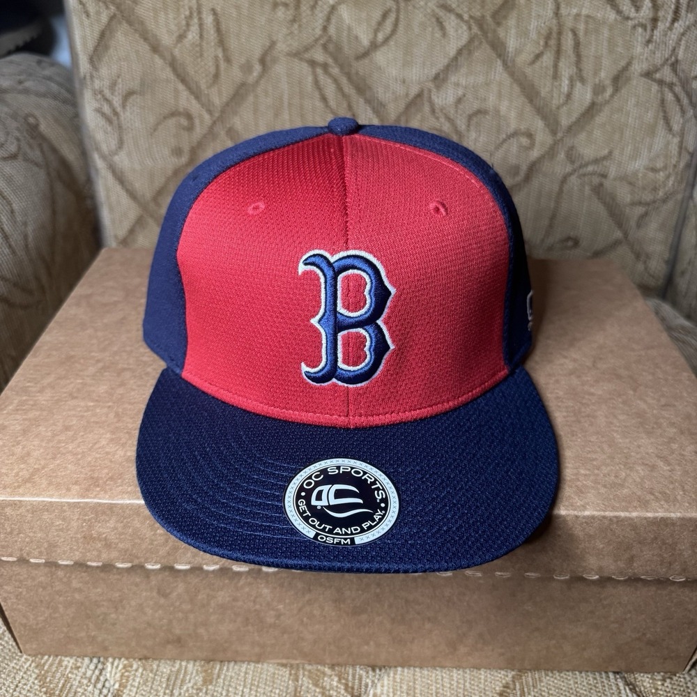 Boston Red Socks Flat Bill Cap‎ Brand New